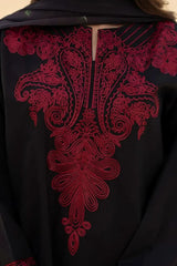 Premium Linen Royal Embroidered Shirt with Embroidered Trouser & Digital Dupatta – 3 Piece